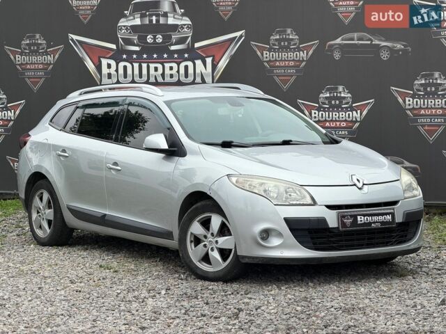 Сірий Рено Меган, об'ємом двигуна 2 л та пробігом 273 тис. км за 6490 $, фото 1 на Automoto.ua