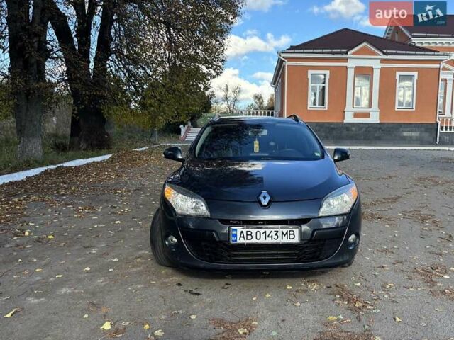 Серый Рено Меган, объемом двигателя 1.5 л и пробегом 385 тыс. км за 6800 $, фото 1 на Automoto.ua