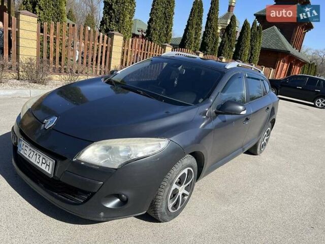 Сірий Рено Меган, об'ємом двигуна 1.5 л та пробігом 260 тис. км за 5500 $, фото 1 на Automoto.ua