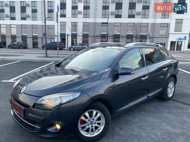 Серый Рено Меган, объемом двигателя 1.46 л и пробегом 290 тыс. км за 6300 $, фото 1 на Automoto.ua