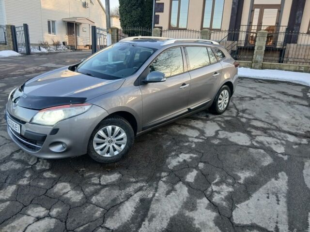 Серый Рено Меган, объемом двигателя 1.5 л и пробегом 297 тыс. км за 5599 $, фото 1 на Automoto.ua