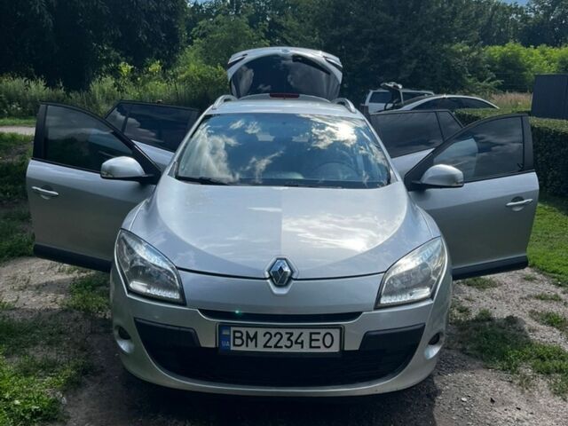 Сірий Рено Меган, об'ємом двигуна 1.4 л та пробігом 258 тис. км за 6000 $, фото 1 на Automoto.ua