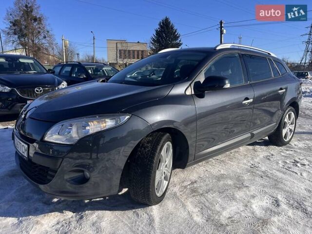 Серый Рено Меган, объемом двигателя 1.6 л и пробегом 194 тыс. км за 7800 $, фото 1 на Automoto.ua