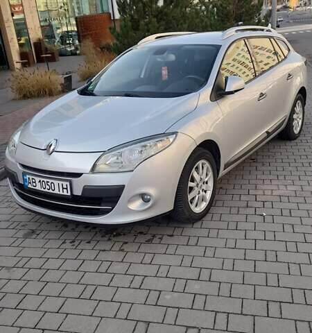 Серый Рено Меган, объемом двигателя 1.46 л и пробегом 223 тыс. км за 6800 $, фото 1 на Automoto.ua