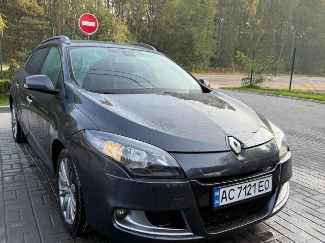 Серый Рено Меган, объемом двигателя 1.46 л и пробегом 325 тыс. км за 6000 $, фото 1 на Automoto.ua