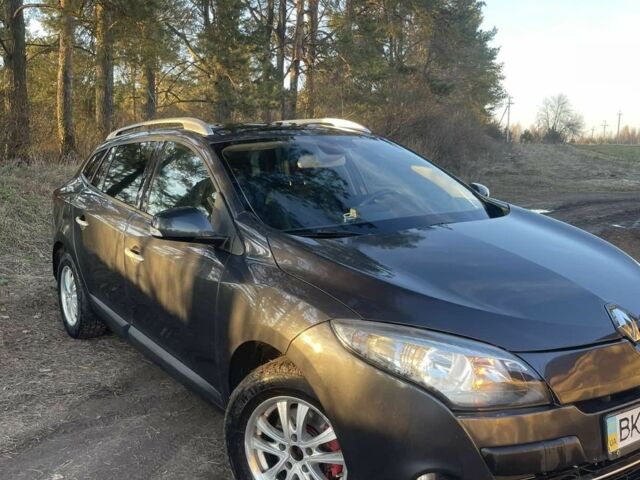 Сірий Рено Меган, об'ємом двигуна 1.5 л та пробігом 398 тис. км за 6000 $, фото 1 на Automoto.ua