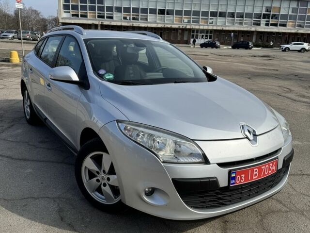 Сірий Рено Меган, об'ємом двигуна 1.6 л та пробігом 251 тис. км за 7200 $, фото 1 на Automoto.ua