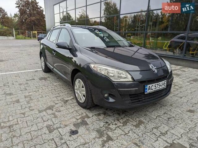 Серый Рено Меган, объемом двигателя 1.6 л и пробегом 280 тыс. км за 7000 $, фото 1 на Automoto.ua