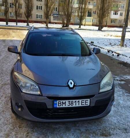 Серый Рено Меган, объемом двигателя 2 л и пробегом 270 тыс. км за 6300 $, фото 1 на Automoto.ua