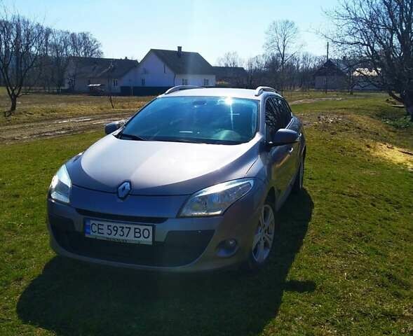 Сірий Рено Меган, об'ємом двигуна 1.46 л та пробігом 292 тис. км за 6300 $, фото 1 на Automoto.ua