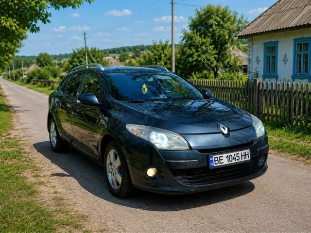 Сірий Рено Меган, об'ємом двигуна 1.5 л та пробігом 310 тис. км за 7300 $, фото 1 на Automoto.ua