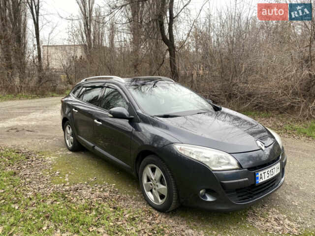 Серый Рено Меган, объемом двигателя 1.5 л и пробегом 215 тыс. км за 8700 $, фото 1 на Automoto.ua