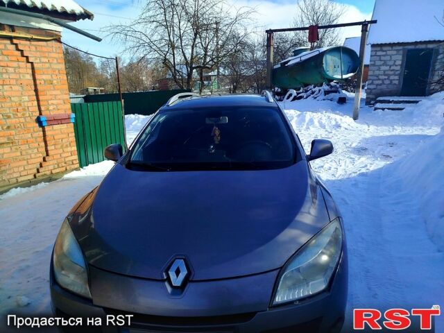 Сірий Рено Меган, об'ємом двигуна 1.5 л та пробігом 26000 тис. км за 6800 $, фото 1 на Automoto.ua