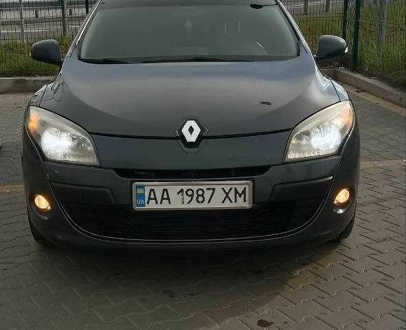 Сірий Рено Меган, об'ємом двигуна 1.5 л та пробігом 257 тис. км за 6800 $, фото 1 на Automoto.ua