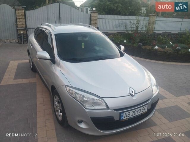 Сірий Рено Меган, об'ємом двигуна 1.5 л та пробігом 255 тис. км за 6750 $, фото 1 на Automoto.ua