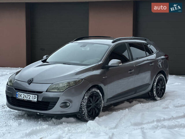 Сірий Рено Меган, об'ємом двигуна 1.46 л та пробігом 253 тис. км за 5600 $, фото 1 на Automoto.ua