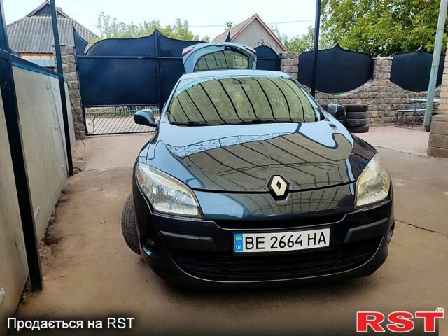 Серый Рено Меган, объемом двигателя 1.5 л и пробегом 270 тыс. км за 7200 $, фото 1 на Automoto.ua