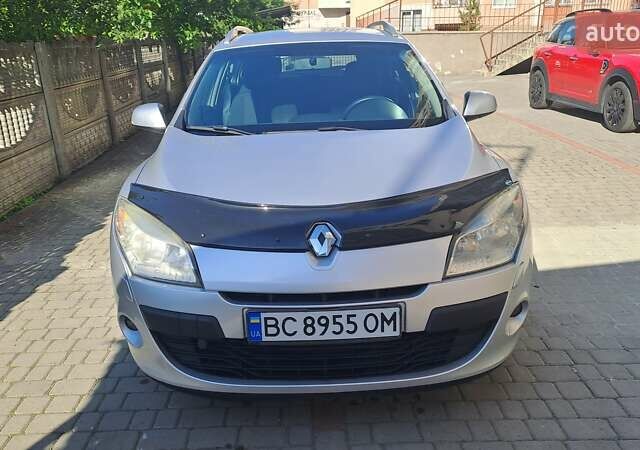 Серый Рено Меган, объемом двигателя 1.46 л и пробегом 228 тыс. км за 6500 $, фото 1 на Automoto.ua