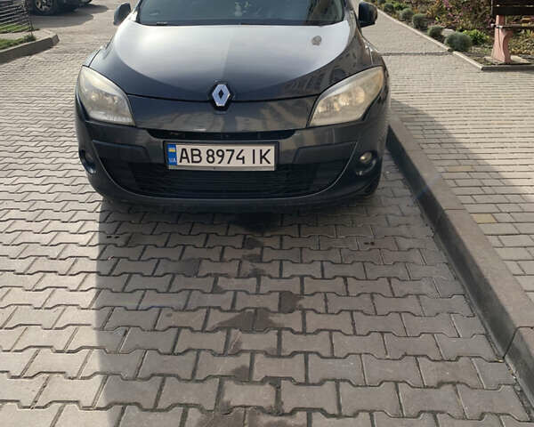 Серый Рено Меган, объемом двигателя 1.46 л и пробегом 263 тыс. км за 6400 $, фото 1 на Automoto.ua