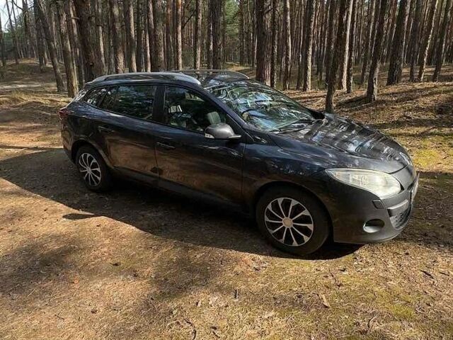 Сірий Рено Меган, об'ємом двигуна 1.46 л та пробігом 315 тис. км за 6500 $, фото 1 на Automoto.ua