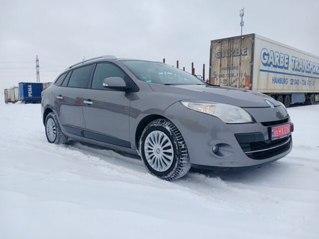 Серый Рено Меган, объемом двигателя 2 л и пробегом 195 тыс. км за 7699 $, фото 1 на Automoto.ua