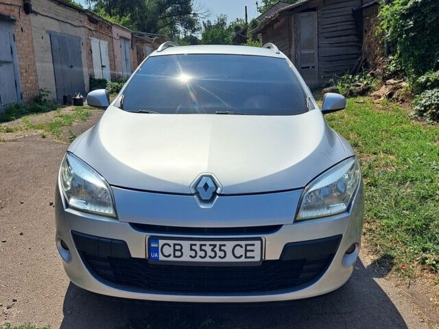Сірий Рено Меган, об'ємом двигуна 1.46 л та пробігом 297 тис. км за 5900 $, фото 1 на Automoto.ua