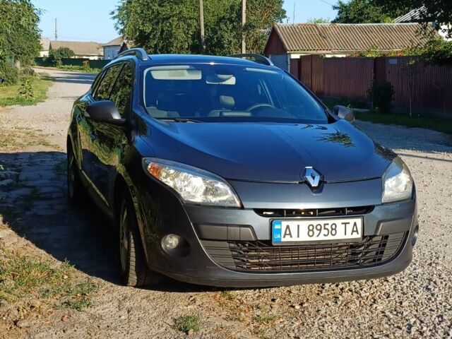 Сірий Рено Меган, об'ємом двигуна 1.5 л та пробігом 270 тис. км за 7300 $, фото 1 на Automoto.ua