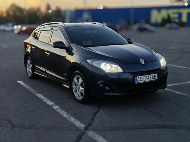 Сірий Рено Меган, об'ємом двигуна 1.5 л та пробігом 210 тис. км за 6900 $, фото 1 на Automoto.ua