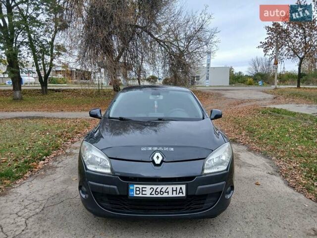 Сірий Рено Меган, об'ємом двигуна 1.46 л та пробігом 273 тис. км за 6500 $, фото 1 на Automoto.ua
