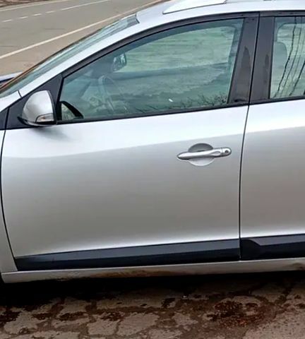 Сірий Рено Меган, об'ємом двигуна 1.6 л та пробігом 212 тис. км за 6600 $, фото 1 на Automoto.ua