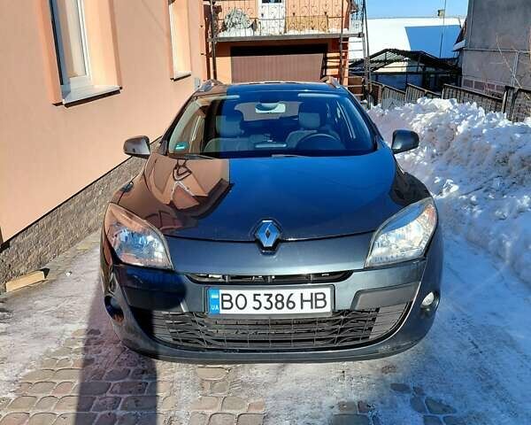 Сірий Рено Меган, об'ємом двигуна 1.6 л та пробігом 195 тис. км за 6999 $, фото 1 на Automoto.ua