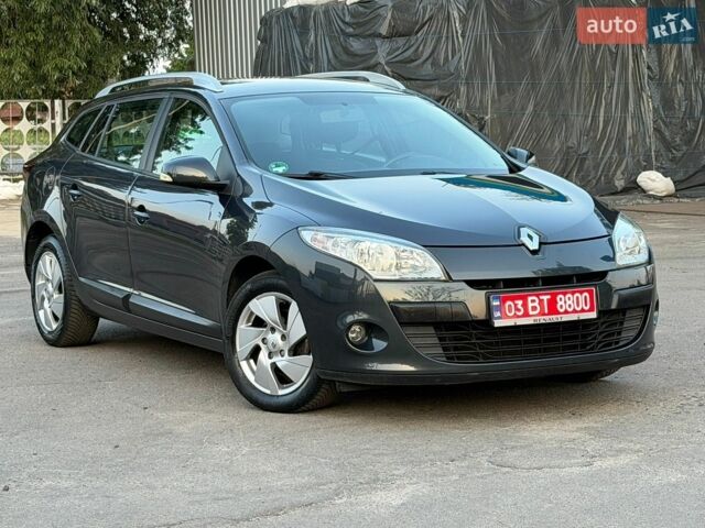 Сірий Рено Меган, об'ємом двигуна 0 л та пробігом 205 тис. км за 6800 $, фото 1 на Automoto.ua