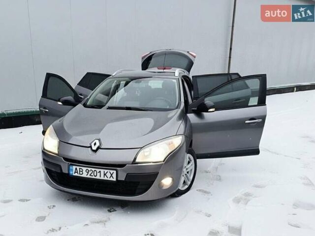 Сірий Рено Меган, об'ємом двигуна 1.5 л та пробігом 310 тис. км за 6400 $, фото 1 на Automoto.ua