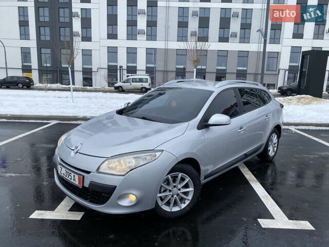 Сірий Рено Меган, об'ємом двигуна 1.5 л та пробігом 281 тис. км за 6100 $, фото 1 на Automoto.ua