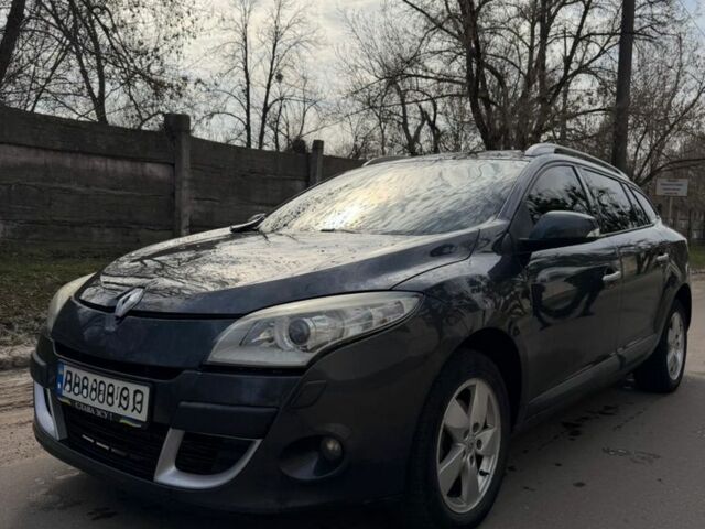 Сірий Рено Меган, об'ємом двигуна 1.5 л та пробігом 155 тис. км за 6900 $, фото 1 на Automoto.ua
