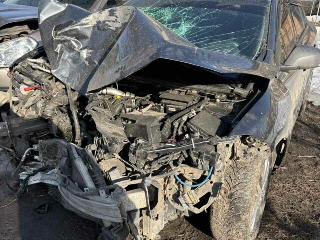 Серый Рено Меган, объемом двигателя 0 л и пробегом 250 тыс. км за 2300 $, фото 1 на Automoto.ua