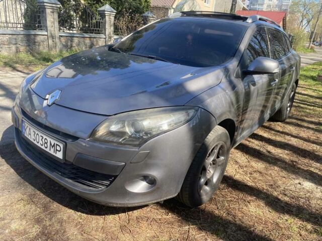 Сірий Рено Меган, об'ємом двигуна 1.6 л та пробігом 3 тис. км за 6399 $, фото 1 на Automoto.ua