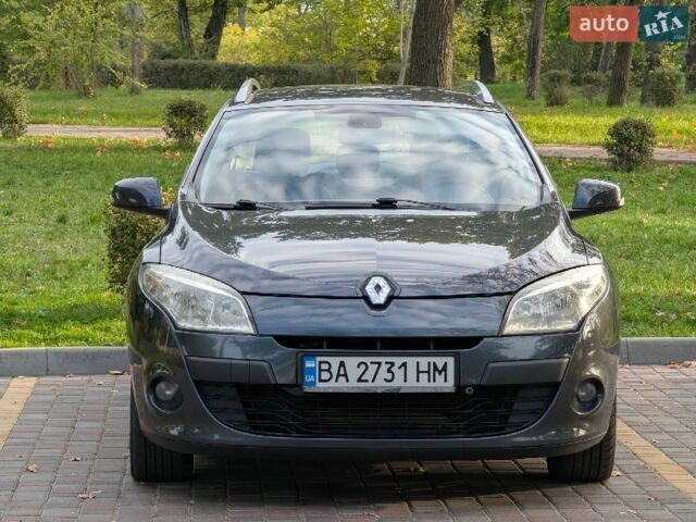 Сірий Рено Меган, об'ємом двигуна 1.5 л та пробігом 207 тис. км за 7100 $, фото 1 на Automoto.ua