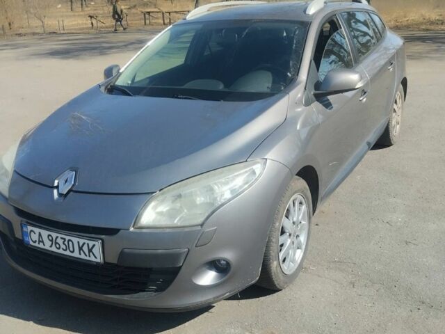 Сірий Рено Меган, об'ємом двигуна 1.5 л та пробігом 226 тис. км за 6500 $, фото 1 на Automoto.ua