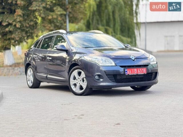 Сірий Рено Меган, об'ємом двигуна 1.6 л та пробігом 175 тис. км за 7300 $, фото 1 на Automoto.ua