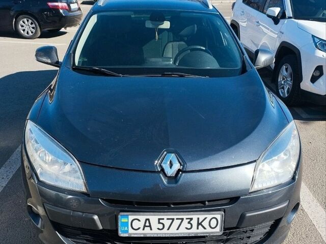 Сірий Рено Меган, об'ємом двигуна 1.46 л та пробігом 260 тис. км за 6800 $, фото 1 на Automoto.ua