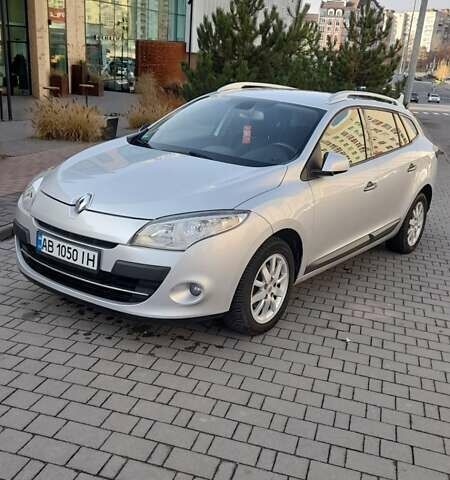 Серый Рено Меган, объемом двигателя 1.5 л и пробегом 223 тыс. км за 6900 $, фото 1 на Automoto.ua