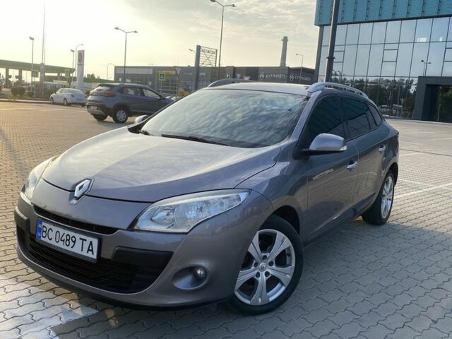 Серый Рено Меган, объемом двигателя 1.4 л и пробегом 244 тыс. км за 6000 $, фото 1 на Automoto.ua