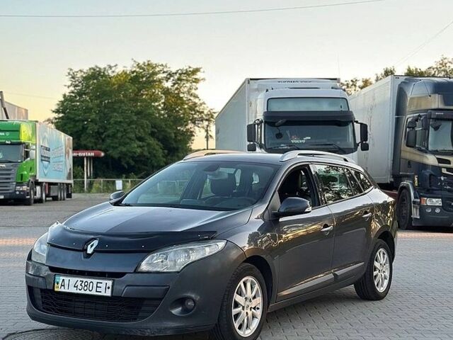 Сірий Рено Меган, об'ємом двигуна 1.46 л та пробігом 280 тис. км за 6299 $, фото 1 на Automoto.ua
