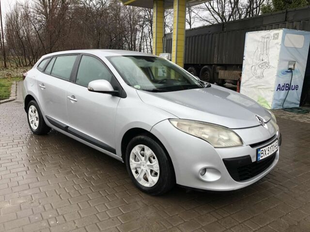 Серый Рено Меган, объемом двигателя 1.5 л и пробегом 260 тыс. км за 5600 $, фото 1 на Automoto.ua