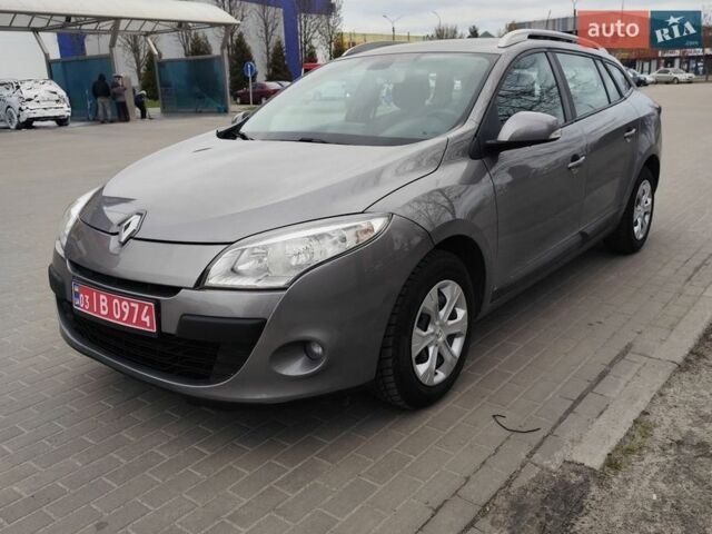 Сірий Рено Меган, об'ємом двигуна 1.6 л та пробігом 219 тис. км за 7200 $, фото 1 на Automoto.ua