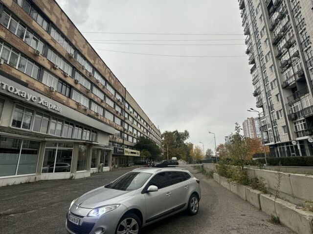 Серый Рено Меган, объемом двигателя 1.5 л и пробегом 274 тыс. км за 7300 $, фото 1 на Automoto.ua