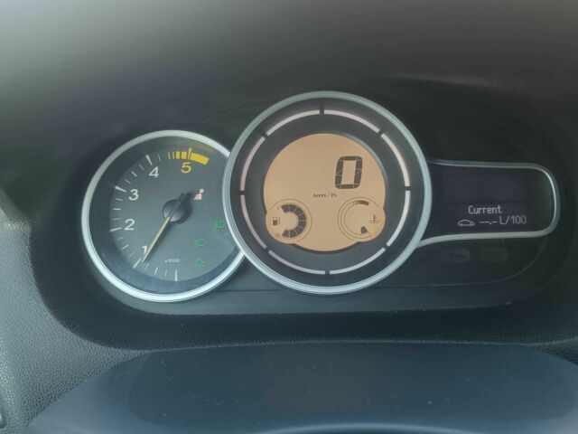 Серый Рено Меган, объемом двигателя 1.5 л и пробегом 240 тыс. км за 6000 $, фото 1 на Automoto.ua