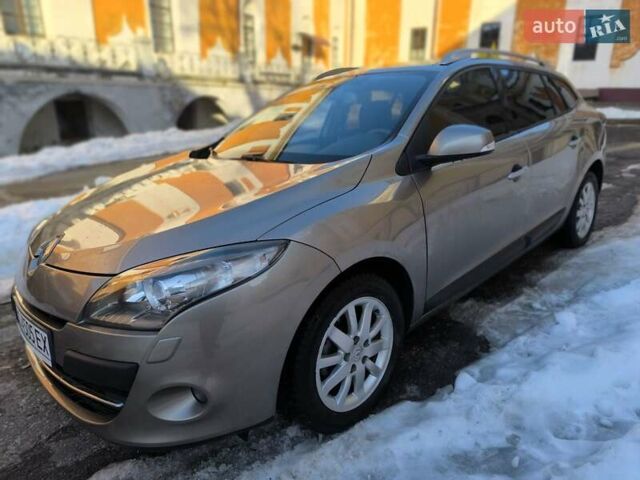 Сірий Рено Меган, об'ємом двигуна 1.46 л та пробігом 207 тис. км за 6900 $, фото 1 на Automoto.ua