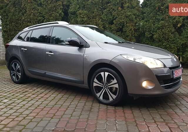 Сірий Рено Меган, об'ємом двигуна 1.5 л та пробігом 195 тис. км за 7999 $, фото 1 на Automoto.ua